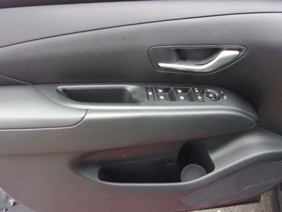 HYUNDAI Tucson Tucson DV-014.jpg